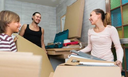 Storage services for homes and businesses in Finsbury Park
