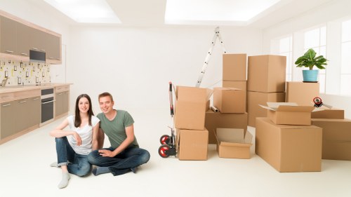 Local movers handling access and loading challenges in North London