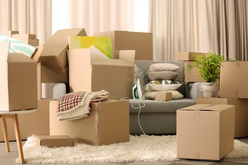 Local moving truck service for flats and houses near Finsbury Park